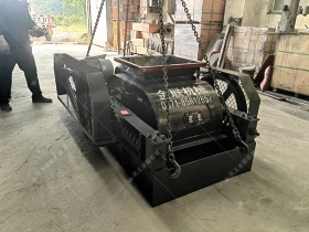 2pgc600*750雙齒輥猎奇软件發往湖南婁底破碎煤塊