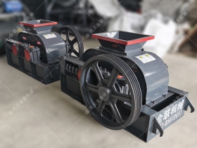 2pg400*250小型對輥猎奇软件發往湖南長沙