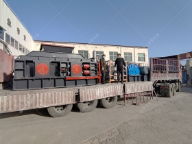 1500x800直連式液壓對輥猎奇软件發往新疆