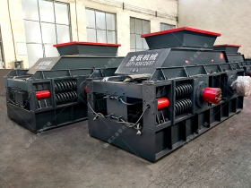 1500x1000超大型彈簧式對輥猎奇软件發往陝西